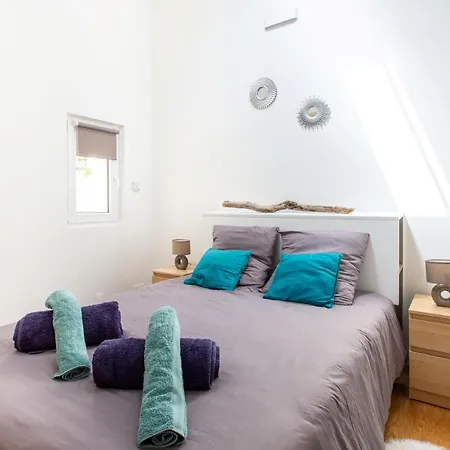 Apartment 61 Place Nationale Antibes